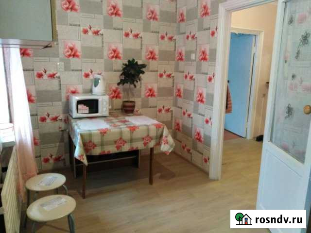 1-комнатная квартира, 32 м², 1/5 эт. в аренду посуточно в Клинцах Клинцы - изображение 1