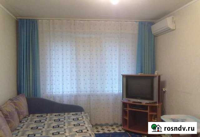 2-комнатная квартира, 53 м², 2/9 эт. в аренду посуточно в Волжском Волгоградской области Волжский - изображение 1