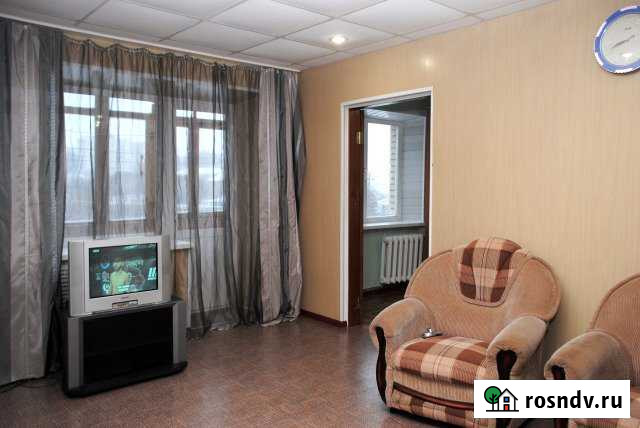 2-комнатная квартира, 50 м², 2/5 эт. в аренду посуточно в Златоусте Златоуст - изображение 1