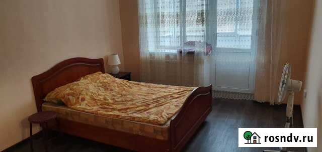 1-комнатная квартира, 34 м², 1/3 эт. в аренду посуточно в Донецке Донецк - изображение 1