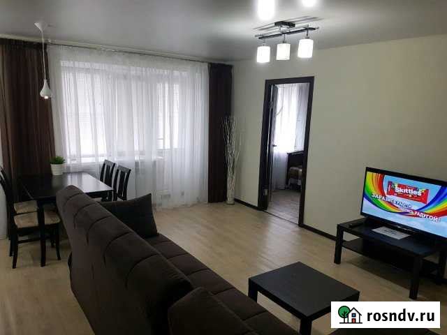 2-комнатная квартира, 47 м², 3/4 эт. в аренду посуточно в Альметьевске Альметьевск - изображение 1