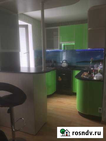 1-комнатная квартира, 35 м², 5/5 эт. в аренду посуточно на Вятских Полянах Вятские Поляны - изображение 1