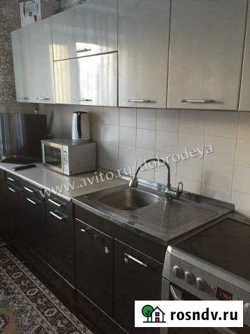 4-комнатная квартира, 75 м², 3/9 эт. на продажу в Когалыме Когалым - изображение 1