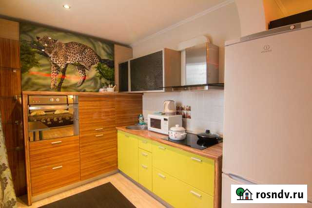 Квартира-студия, 54 м², 3/5 эт. в аренду посуточно в Магнитогорске Магнитогорск - изображение 1