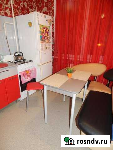 1-комнатная квартира, 36 м², 3/5 эт. в аренду посуточно в Соликамске Соликамск - изображение 1