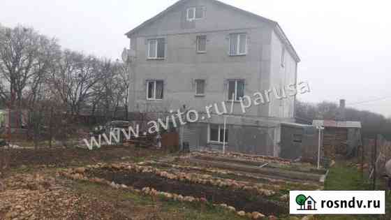 3-комнатная квартира, 100 м², 1/3 эт. на продажу в Алупке Алупка
