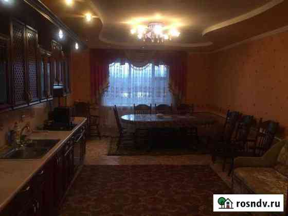Дом 210 м² на участке 20 сот. в аренду на длительный срок в Кореновске Кореновск