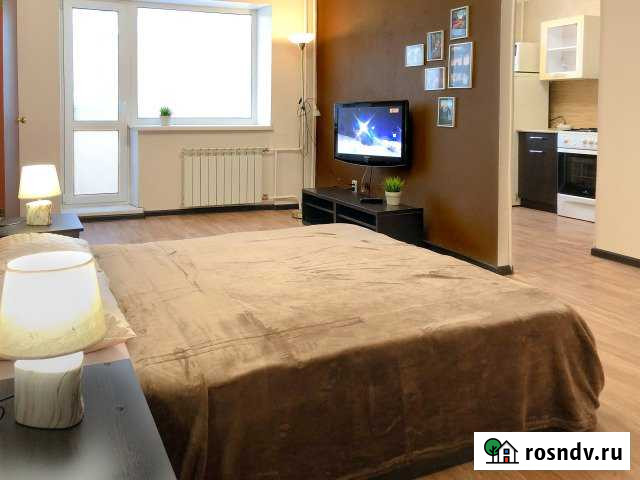 2-комнатная квартира, 55 м², 2/5 эт. в аренду посуточно в Златоусте Златоуст - изображение 1