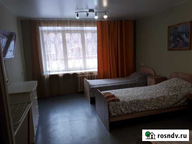 4-комнатная квартира, 90 м², 1/5 эт. в аренду посуточно в Нижнеудинске Нижнеудинск - изображение 1