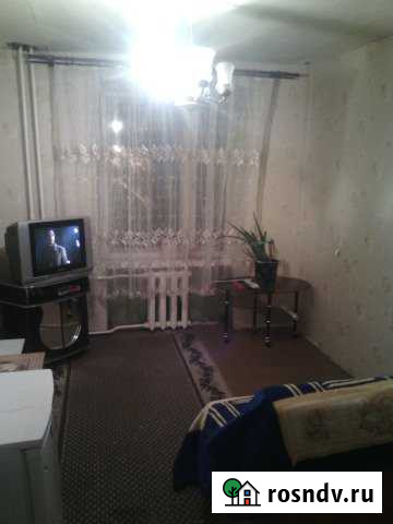 Комната 10 м² в 5-ком. кв., 3/5 эт. на продажу в Киришах Кириши - изображение 1