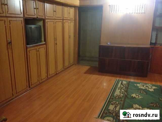 3-комнатная квартира, 60 м², 5/5 эт. в аренду на длительный срок во Владикавказе Владикавказ - изображение 1