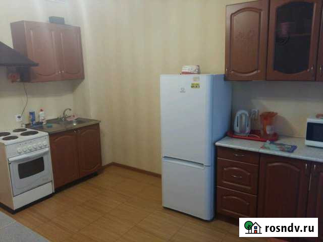 3-комнатная квартира, 80 м², 5/5 эт. в аренду посуточно в Печоре Печора - изображение 1