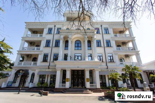 3-комнатная квартира, 100 м², 1/9 эт. в аренду посуточно в Алуште Алушта - изображение 1