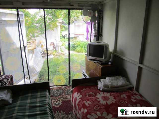 Комната 15 м² в 1-ком. кв., 1/1 эт. в аренду на длительный срок в Энгельсе Энгельс - изображение 1