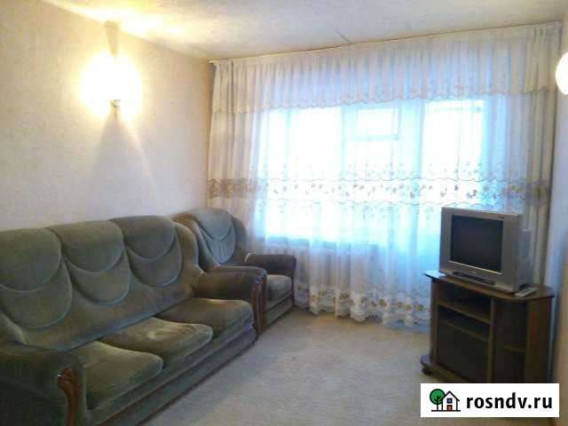 3-комнатная квартира, 60 м², 5/5 эт. в аренду посуточно на Вятских Полянах Вятские Поляны - изображение 1