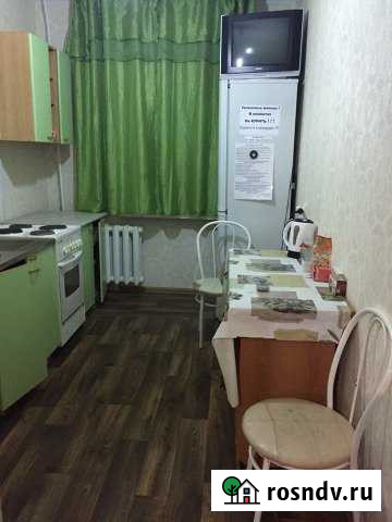 2-комнатная квартира, 45 м², 2/9 эт. в аренду посуточно в Стрежевом Стрежевой - изображение 1