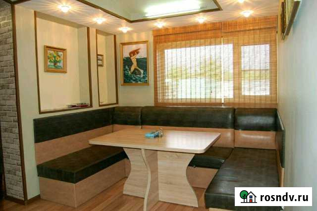 Коттедж 150 м² на участке 10 сот. в аренду посуточно в Елизово Елизово - изображение 1