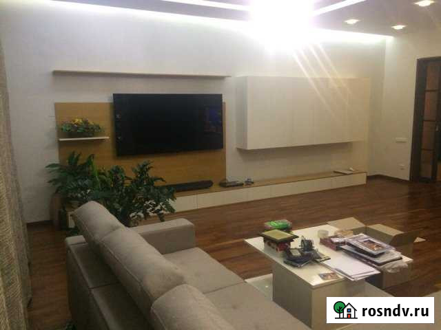 4-комнатная квартира, 160 м², 2/10 эт. в аренду на длительный срок в Тюмени Тюмень - изображение 1