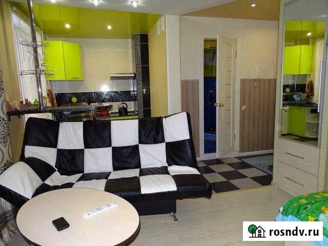 1-комнатная квартира, 30 м², 1/5 эт. в аренду посуточно в Березниках Березники - изображение 1