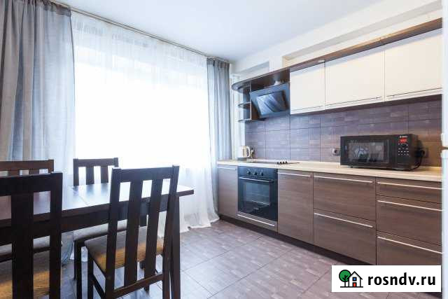 3-комнатная квартира, 97 м², 1/4 эт. в аренду посуточно в Калининграде Калининград - изображение 1