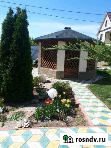 Дом 200 м² на участке 8 сот. в аренду посуточно в Средней Ахтубе Средняя Ахтуба - изображение 1