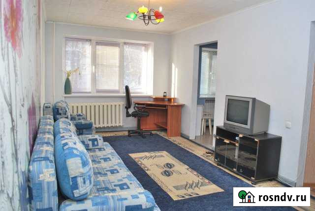 2-комнатная квартира, 50 м², 2/5 эт. в аренду посуточно в Златоусте Златоуст - изображение 1