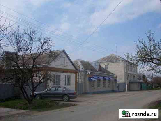 2помещ.по 100 кв.м,цокольн.эт.100 кв.м з/у8 с Лабинск