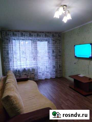 1-комнатная квартира, 32 м², 2/5 эт. в аренду посуточно в Лесосибирске Лесосибирск - изображение 1