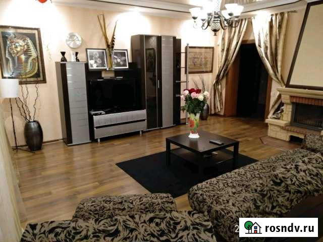 Коттедж 650 м² на участке 9 сот. в аренду посуточно в Воронеже Воронеж - изображение 1