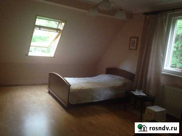 Комната 20 м² в 3-ком. кв., 2/2 эт. в аренду посуточно в Светлогорске Светлогорск - изображение 1