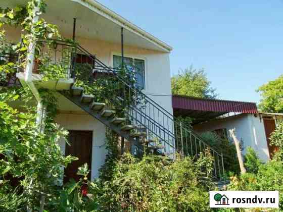 Коттедж 70 м² на участке 4 сот. в аренду посуточно в Алуште Алушта