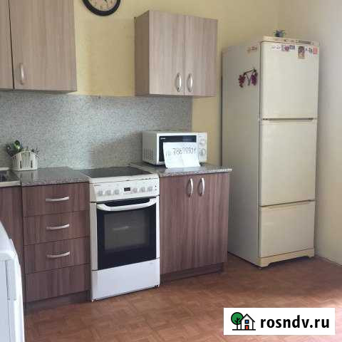 1-комнатная квартира, 42 м², 1/14 эт. в аренду посуточно в Лобне Лобня - изображение 1