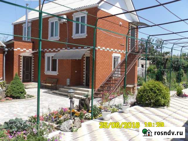 Комната 16 м² в 2-ком. кв., 2/2 эт. в аренду посуточно в Темрюке Темрюк - изображение 1