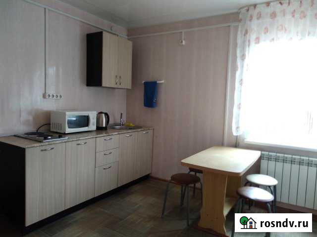 3-комнатная квартира, 90 м², 2/2 эт. в аренду посуточно в Славянске-на-Кубани Славянск-на-Кубани - изображение 1