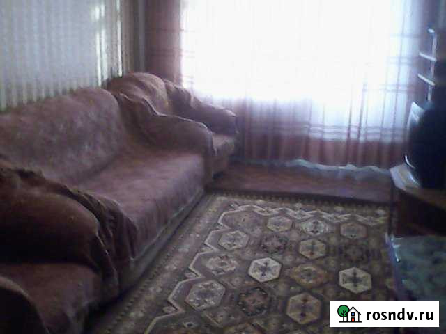 3-комнатная квартира, 59 м², 3/5 эт. в аренду посуточно на Вятских Полянах Вятские Поляны - изображение 1