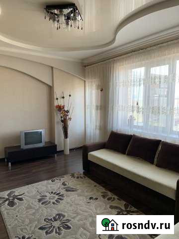 1-комнатная квартира, 46 м², 3/3 эт. в аренду посуточно в Яблоновском Яблоновский - изображение 1