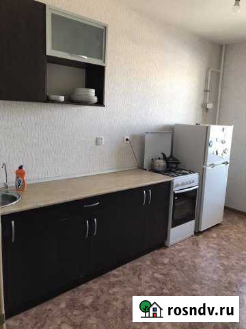 2-комнатная квартира, 57 м², 4/11 эт. в аренду на длительный срок в Нижнекамске Нижнекамск - изображение 1