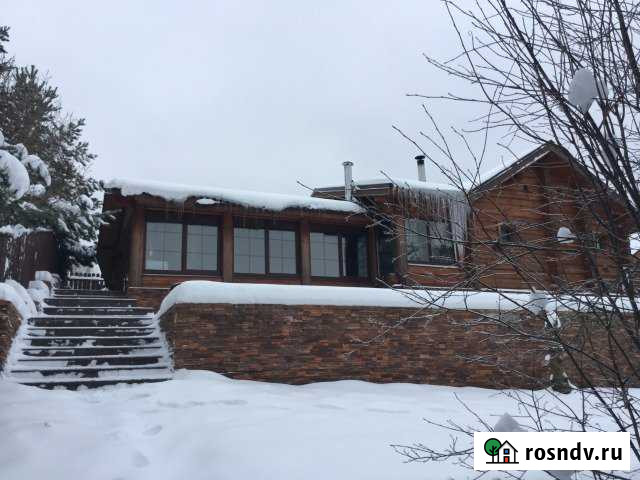 Дом 120 м² на участке 6 сот. в аренду посуточно в Новозавидовском Новозавидовский - изображение 1