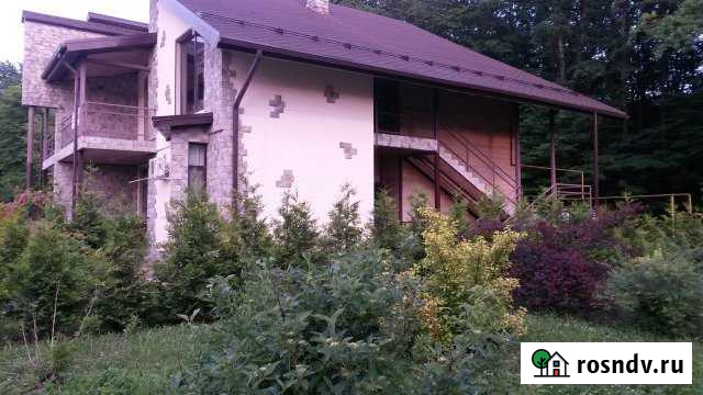 3-комнатная квартира, 100 м², 1/2 эт. в аренду на длительный срок в Горячем Ключе Горячий Ключ - изображение 1