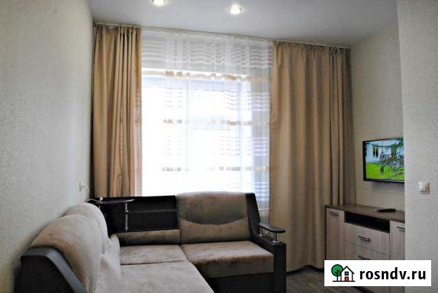 3-комнатная квартира, 60 м², 2/10 эт. в аренду посуточно в Кирове Киров - изображение 1