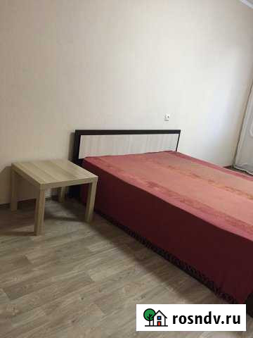 1-комнатная квартира, 39 м², 2/9 эт. в аренду посуточно в Старом Осколе Старый Оскол - изображение 1