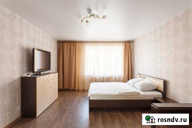 2-комнатная квартира, 70 м², 3/10 эт. в аренду посуточно в Вологде Вологда - изображение 1