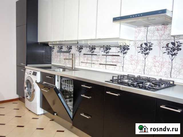 3-комнатная квартира, 80 м², 8/10 эт. в аренду на длительный срок в Выборге Выборг - изображение 1