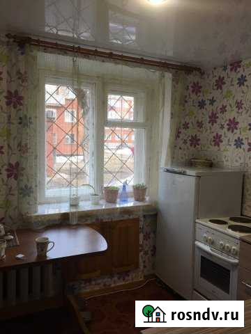 Комната 12 м² в 2-ком. кв., 1/4 эт. в аренду на длительный срок в Глазове Глазов - изображение 1