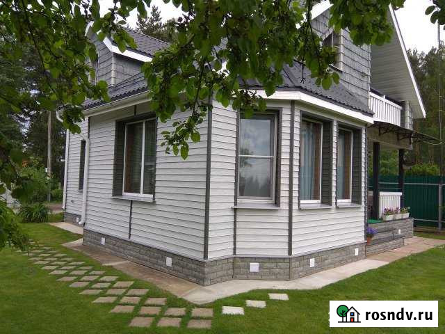 Коттедж 150 м² на участке 8.5 сот. в аренду на длительный срок в Красногорске Московской области Красногорск - изображение 1