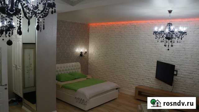 Квартира-студия, 40 м², 2/4 эт. в аренду посуточно в Железногорске Красноярского края Железногорск - изображение 1