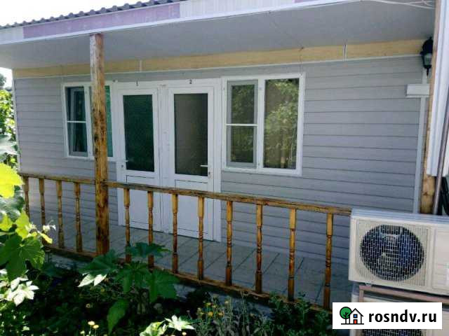 Комната 12 м² в 5-ком. кв., 1/1 эт. в аренду посуточно в Темрюке Темрюк - изображение 1