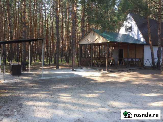 Коттедж 45 м² на участке 10 сот. в аренду посуточно в Урюпинске Урюпинск - изображение 1