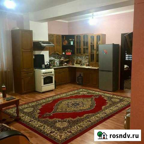 2-комнатная квартира, 60 м², 2/6 эт. в аренду посуточно в Избербаше Избербаш - изображение 1