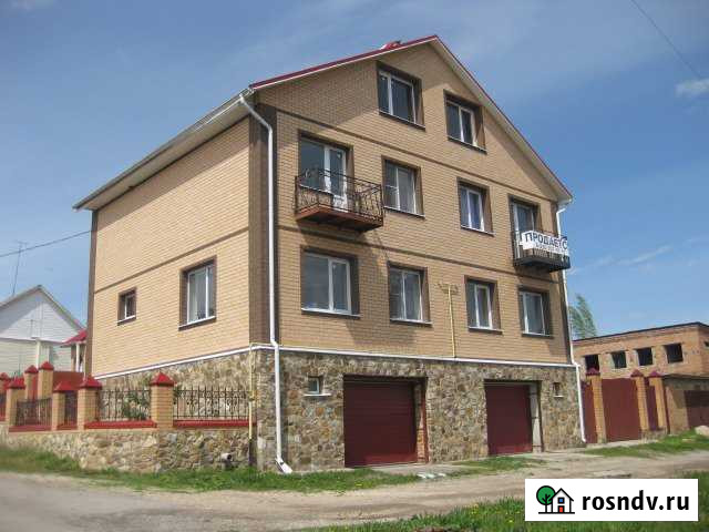 Дом 211 м² на участке 5 сот. на продажу в Рыльске Рыльск - изображение 1